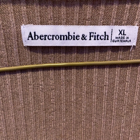 Abercrombie & Fitch Long Sleeve Top - Picture 2 of 4
